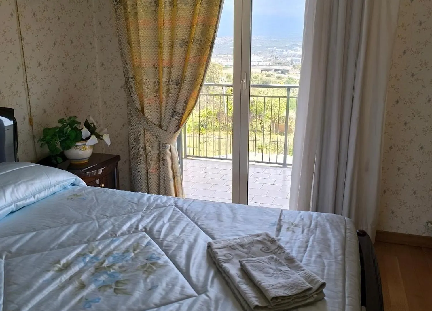 Bed & Breakfast Kalinka Bed & Breakfast Motta Sant' Anastasia Italy